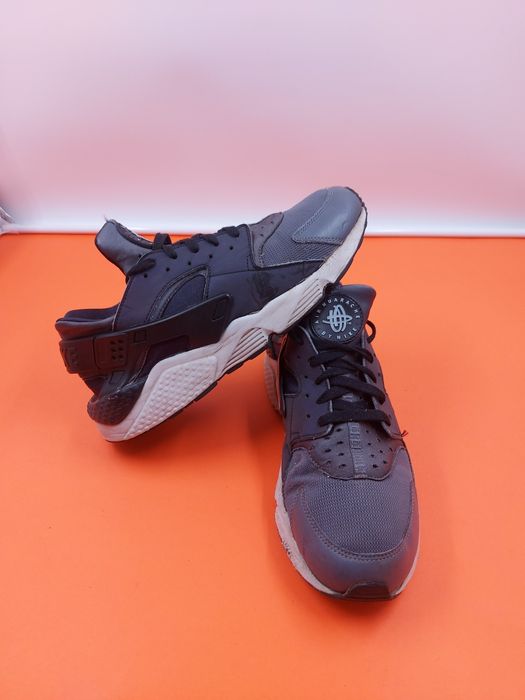 Nike Air Huarache номер 44  Оригинални мъжки маратонки