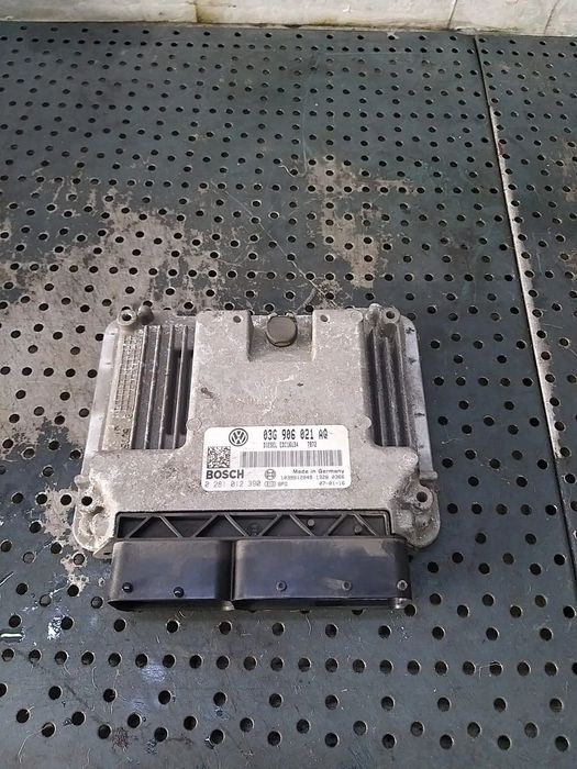 Ecu calculator motor 1.9 tdi vw caddy 3 03g906021aq 0281012390
