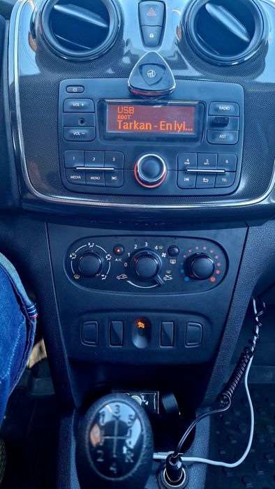 Dacia Logan 1.0 L sce