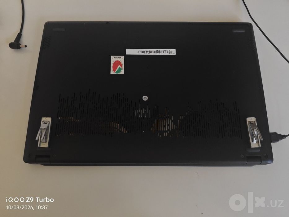 IIISI Modern B15 M12 | noutbook MSI