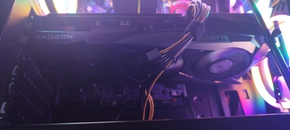 rx 6600 xt 8gb Gigabyte GAMING OC PRO  торг