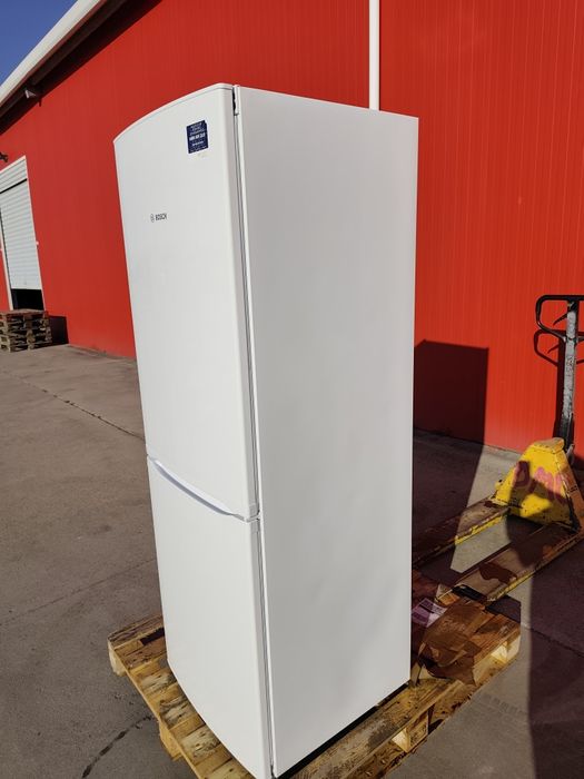 Хладилник с фризер Bosch KGN30VW25G/04