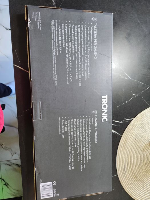 Tastatura tronic noua