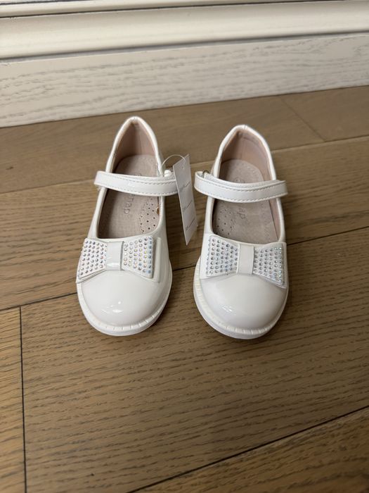 Туфли на девочку