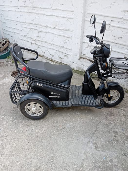 Vând tricicleta electrica