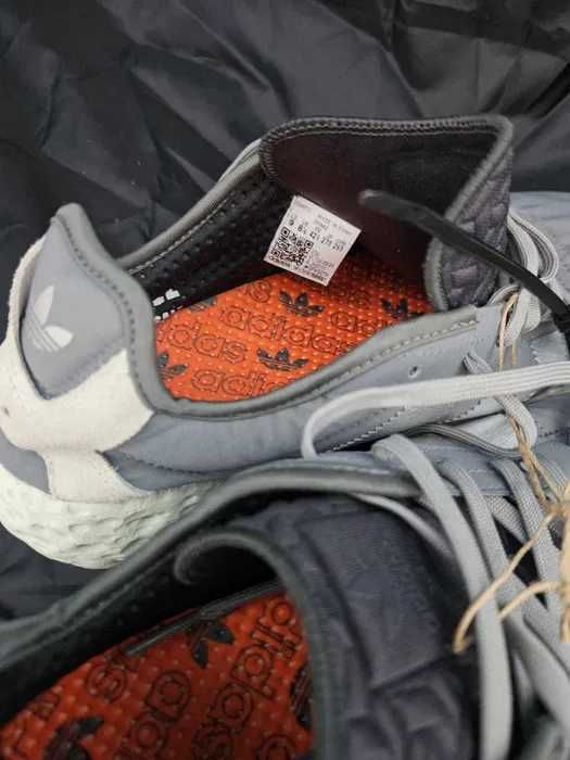 Adidas Originals x 100 Thieves – Boost – Mărimea 42 2/3 – Noi