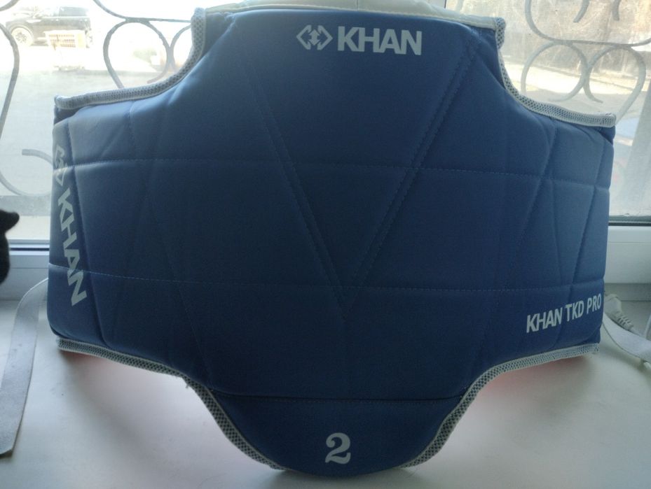 Протектор для тхэквондо, в идеальном состоянии