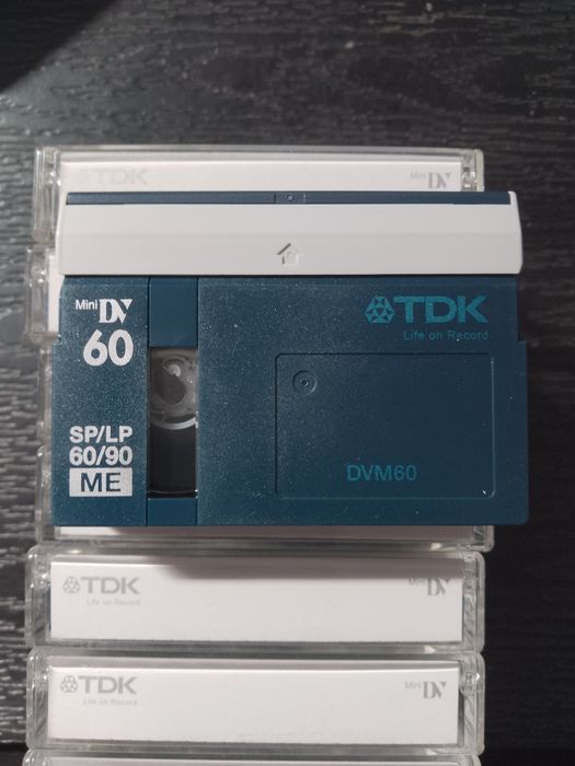 Lot 12 casete MiniDV TDK DVM60 – stare impecabilă