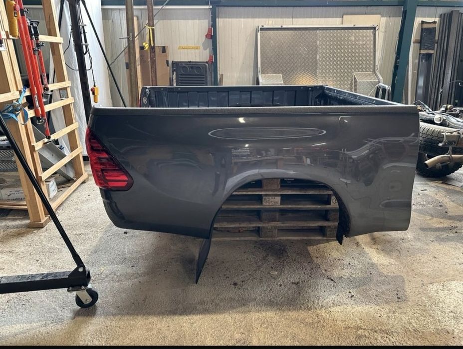 Bena Toyota Hilux Originale Nou Bara Fata Stopuri