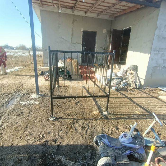 Прадам тапшан қора