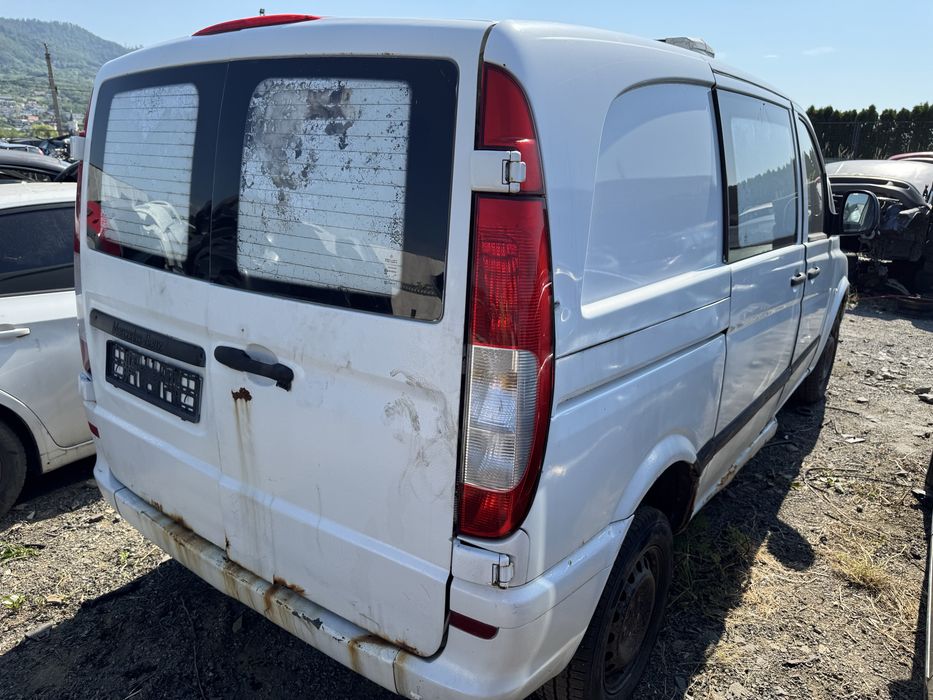 Dezmembrez Mercedes Vito W639 2.2 CDi 4x4 115CP 2005 646.982