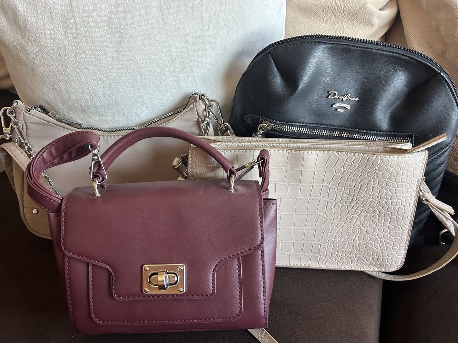 Различни дамски чанти