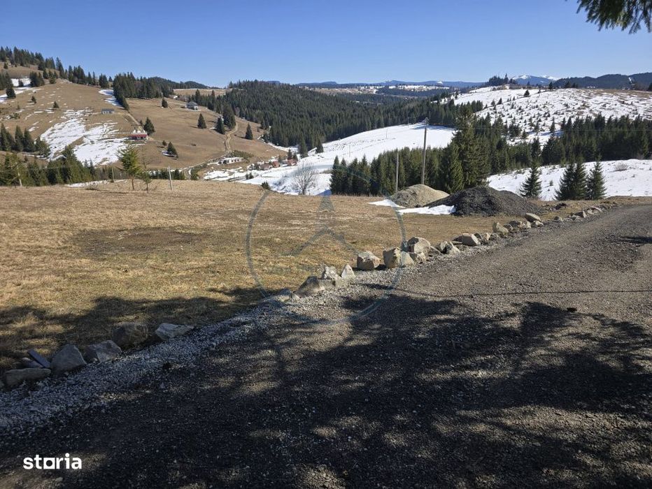 Teren intravilan 1500 mp – Zona deosebita, Piatra Fantanele