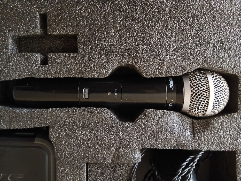 Vând microfon Shure  Pg58