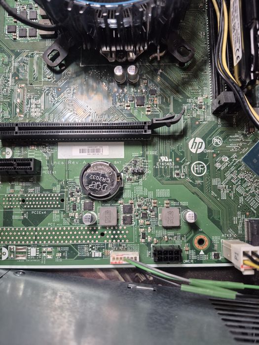 Kit pc hp placa de baza + i3 8100 + sursa