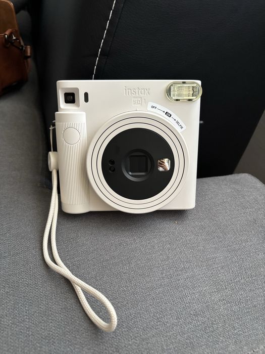 Instax sq1 chalck white