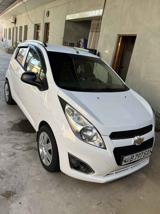 Спарк сотилади или обмен трекир 1 га доплата килинади