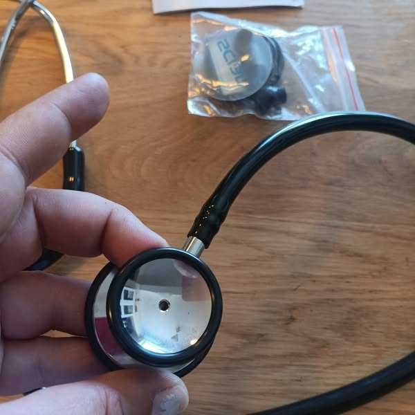 НОВ! Стетоскоп с двойна глава за лекари и студенти, с калъф