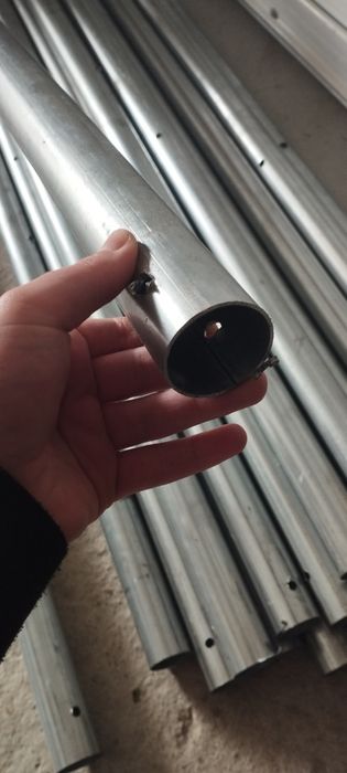 Поцинковани тръби - колове за ограда