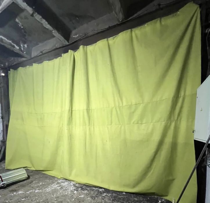 Шторы для ворот Брезент Полог