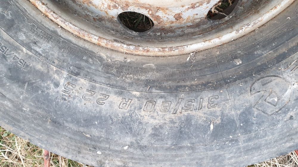 Джанта с гума 315 80 22.5