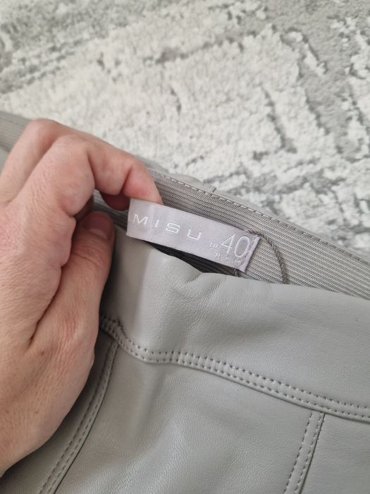 Pantaloni  dama mărimea L