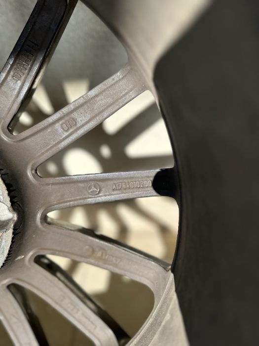 Roti complete 18-inch Mercedes-Benz AMG Cla anvelope vara