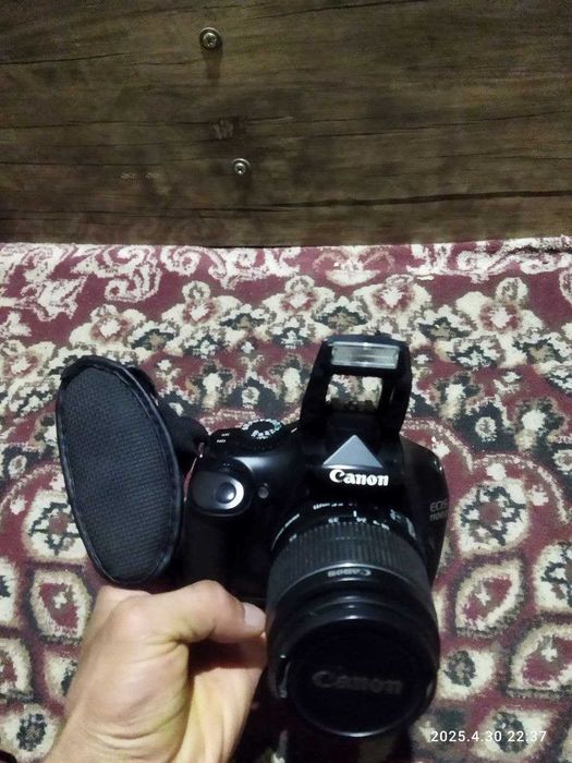 Canon 1100 d xolati zo‘r
