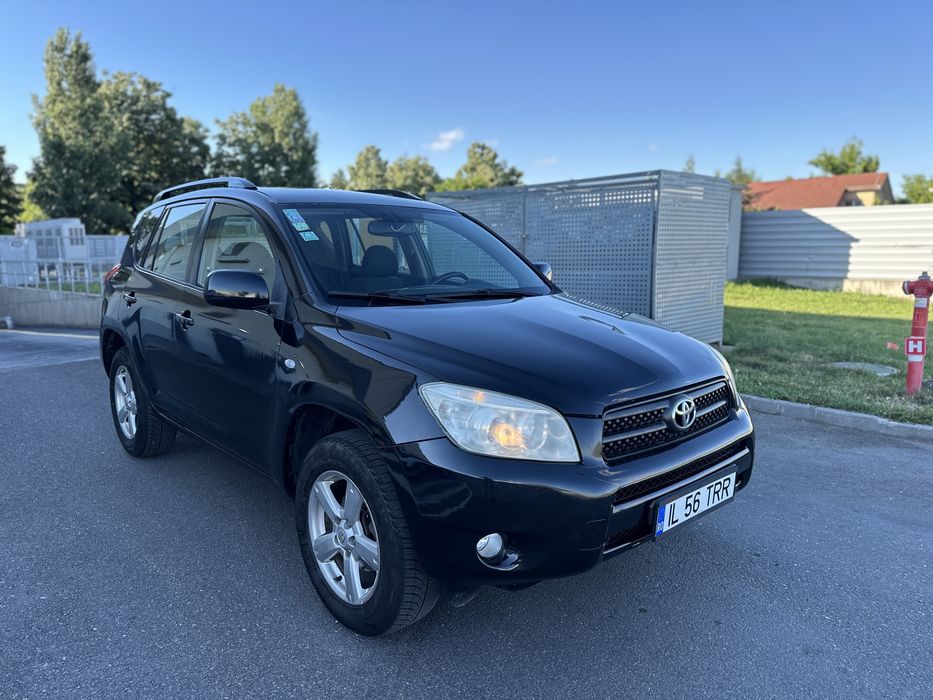 Toyota RAV4 2.2 D-4D 4x4 – 136 CP – 6 trepte – Fără probleme- Consum redus