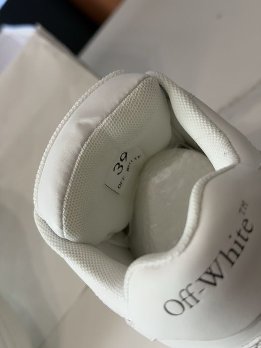Кецове off-white