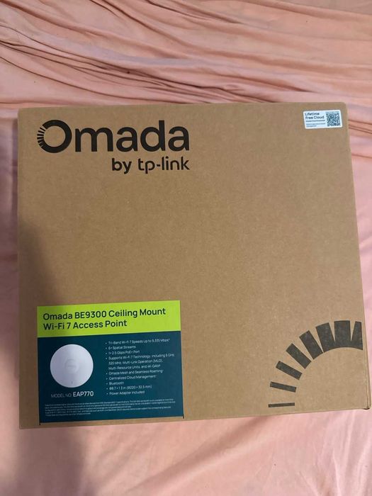 TP-Link Omada EAP770 Wi-Fi 7 Access Point
