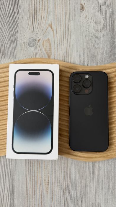 Продается Apple iPhone 14 Pro 128 ГБ Space Black