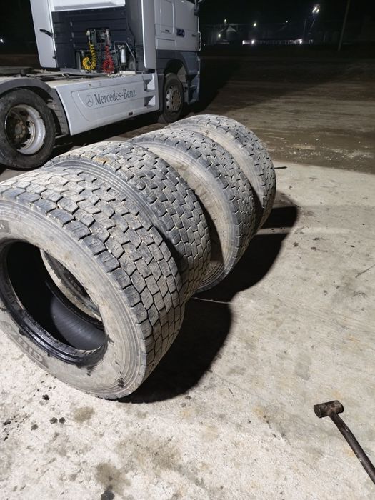 Грузовые шины в комплекте