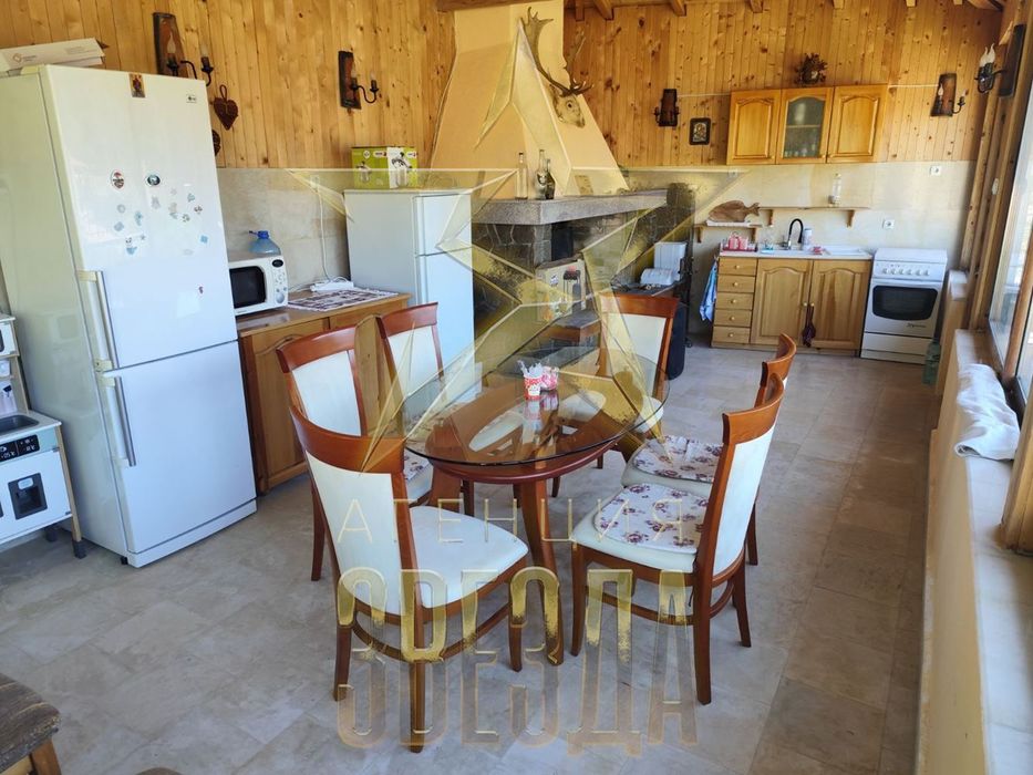 Къща / вила за продажба - Стойките, до Пампорово