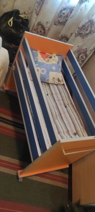 Бебешко креватче и други