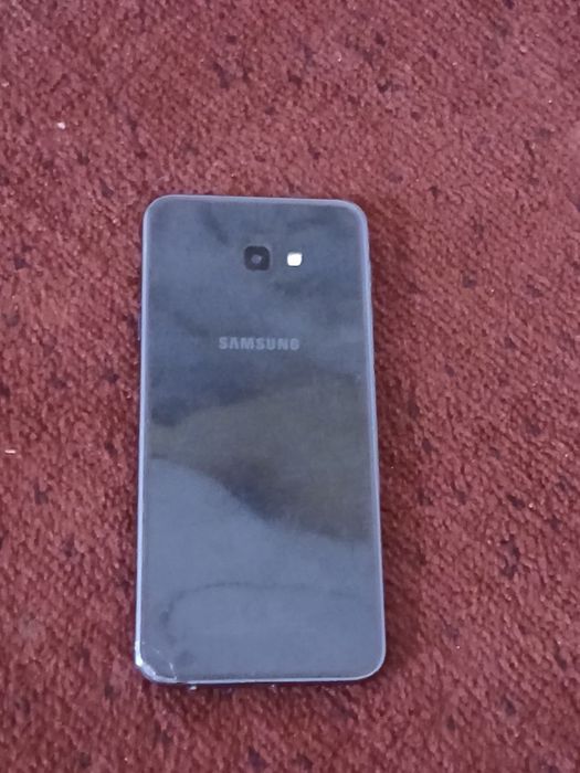 Samsung galaxi j4+