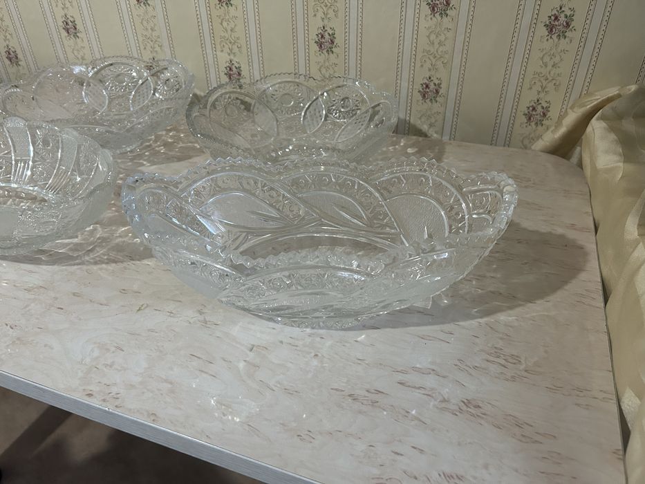 Вазы и фруктовницы