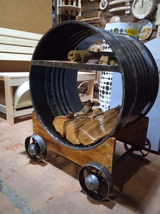 Дровница для камина