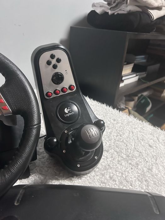 Volan Logitech g27