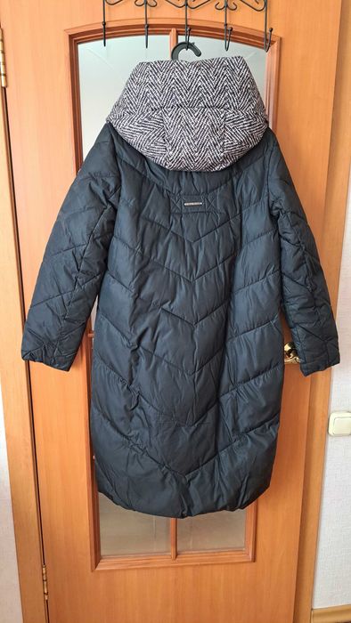 Продаются зимние куртки