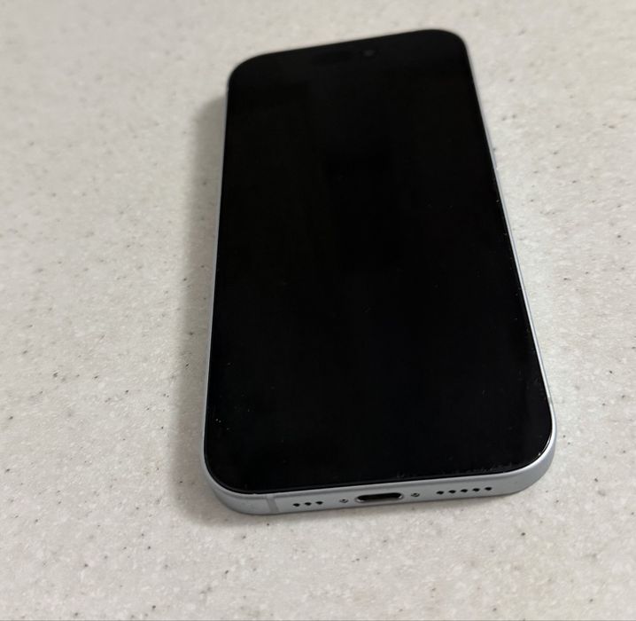 De vanzare Iphone 15 256
