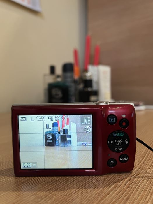 Фотоапарат Canon 20 Mp с подаръци