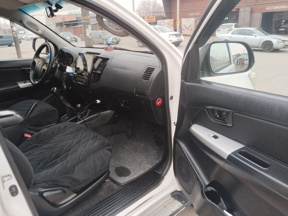 Хайлюкс пикап европеец