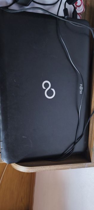 Fujitsu Lifebook A512