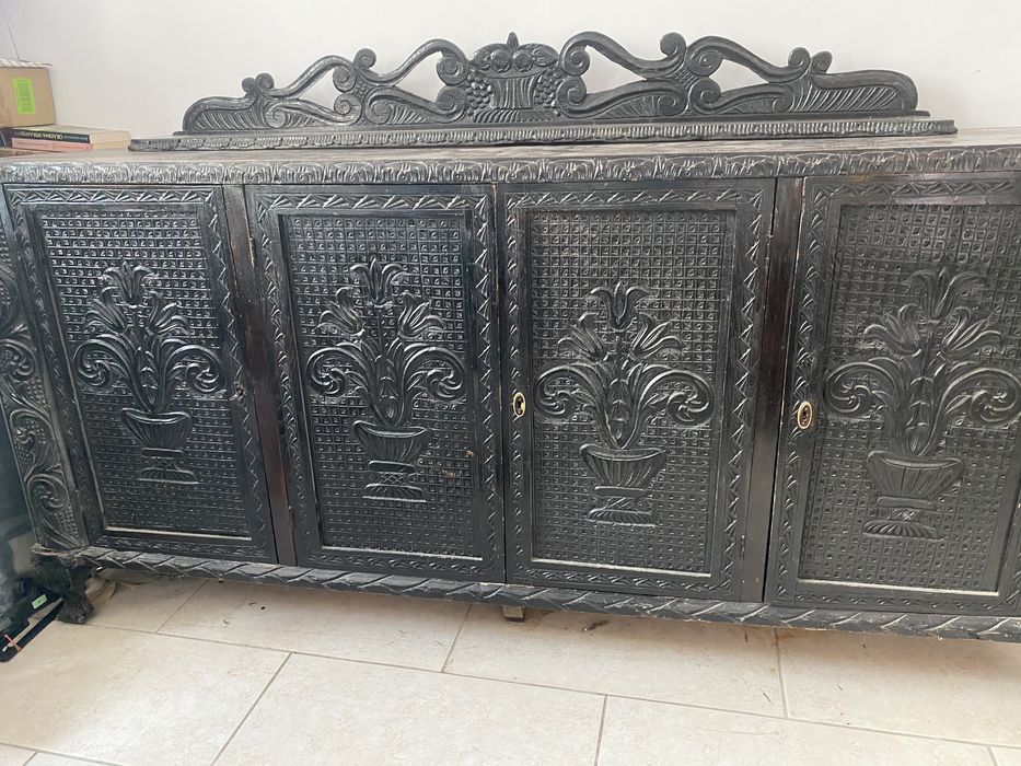 Mobila  Ludovic foarte frumoasa si rezistenta