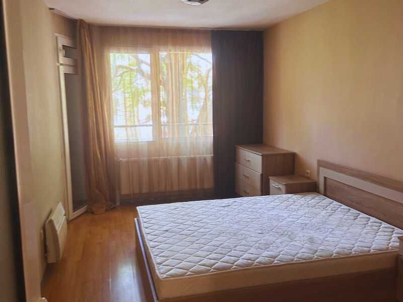 Дава се под наем Тристаен апартамент в София, Белите брези - 107 кв.м за 714 € - Снимка #10