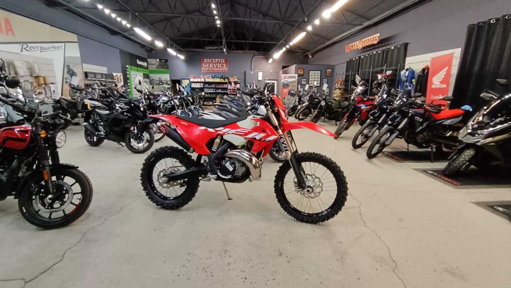 Rieju MR RACING 300i 2026 nou 0 km- livrare din stoc EST BIKE