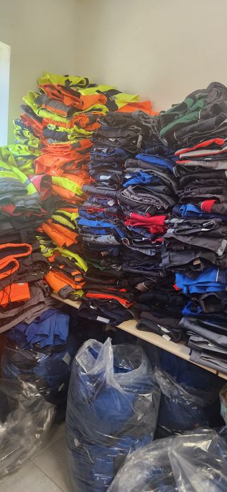 Vand salopete orice dimensiune