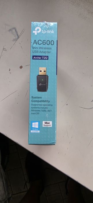 ЧИСТО НОВ Безжичен Двулентов USB Wi-Fi Адаптер TP-Link Archer T2U AC600