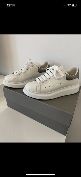 Sneakers din piele Alexander McQueen masura 39,5